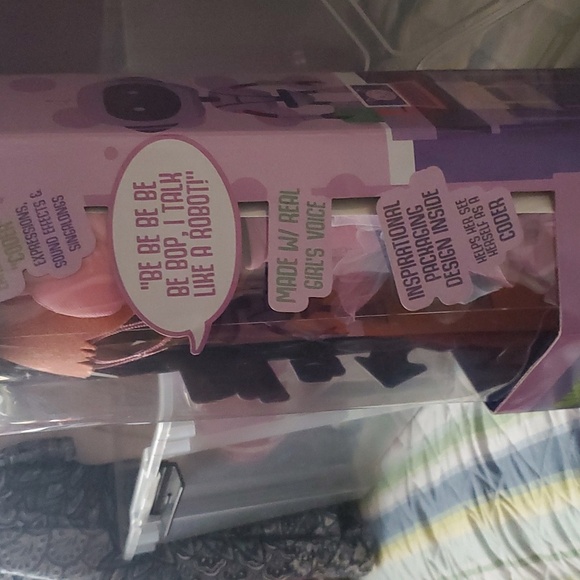 Codie the coder doll - Picture 9 of 13